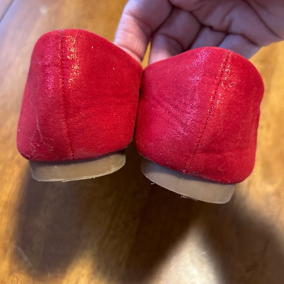 Bella Marie “Dana” Red Shimmer Ballet Flats | Size 3 - Picture 5 of 17